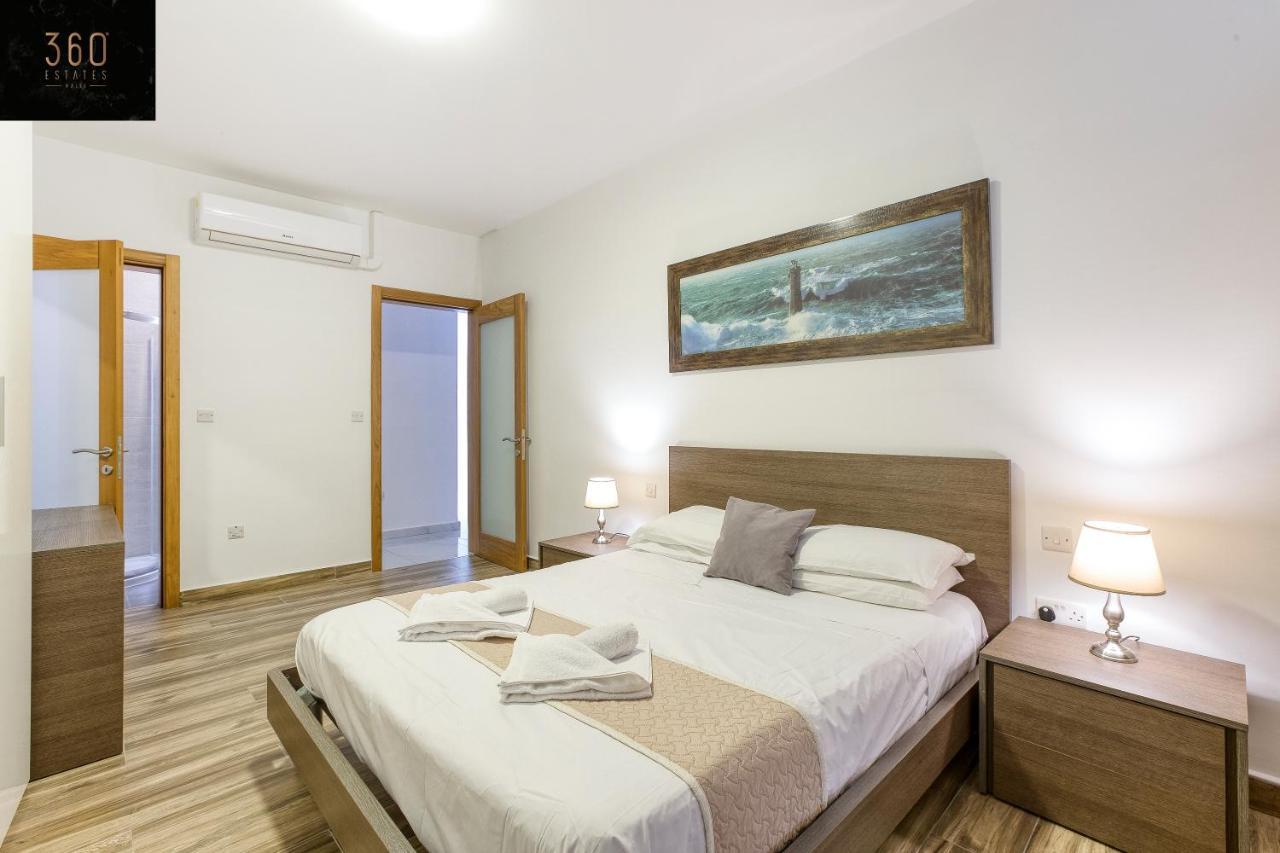 Lux Sea Front Penthouse With Breathtaking Views In St Pauls By 360 Estates Apartment St. Paul's Bay Exterior photo