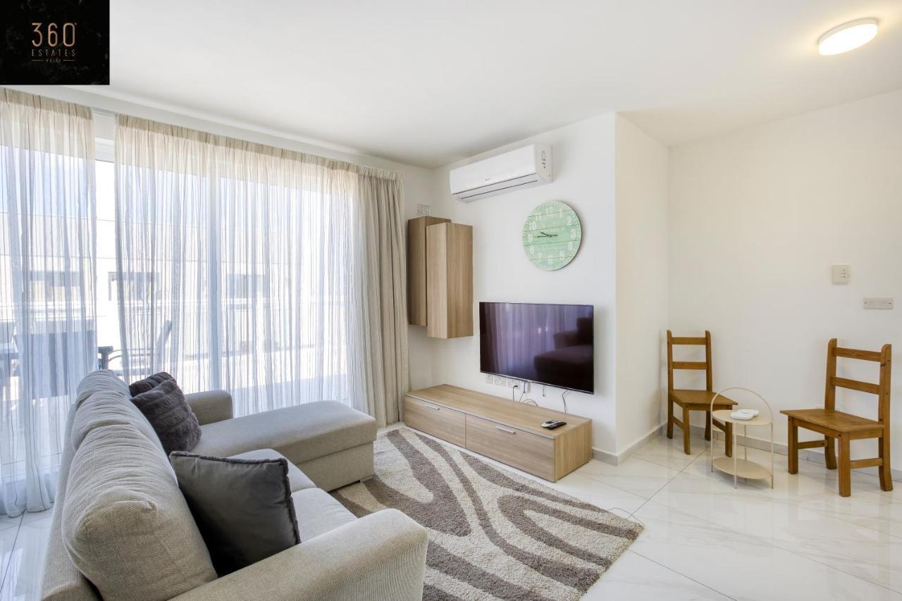 Lux Sea Front Penthouse With Breathtaking Views In St Pauls By 360 Estates Apartment St. Paul's Bay Exterior photo