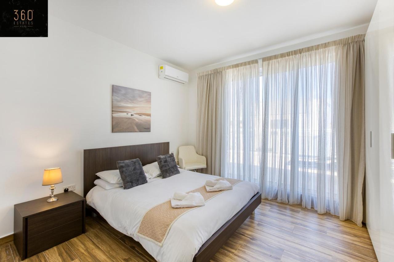 Lux Sea Front Penthouse With Breathtaking Views In St Pauls By 360 Estates Apartment St. Paul's Bay Exterior photo