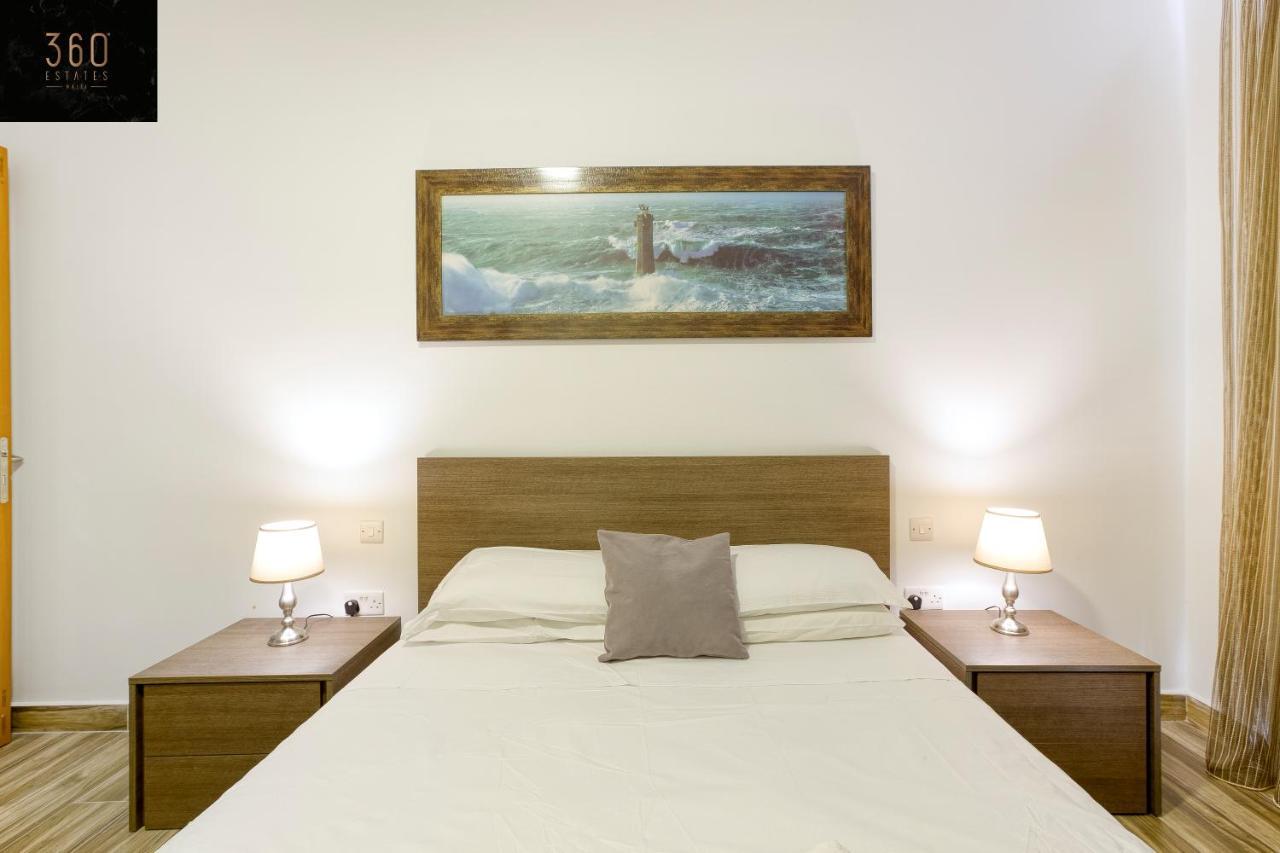 Lux Sea Front Penthouse With Breathtaking Views In St Pauls By 360 Estates Apartment St. Paul's Bay Exterior photo